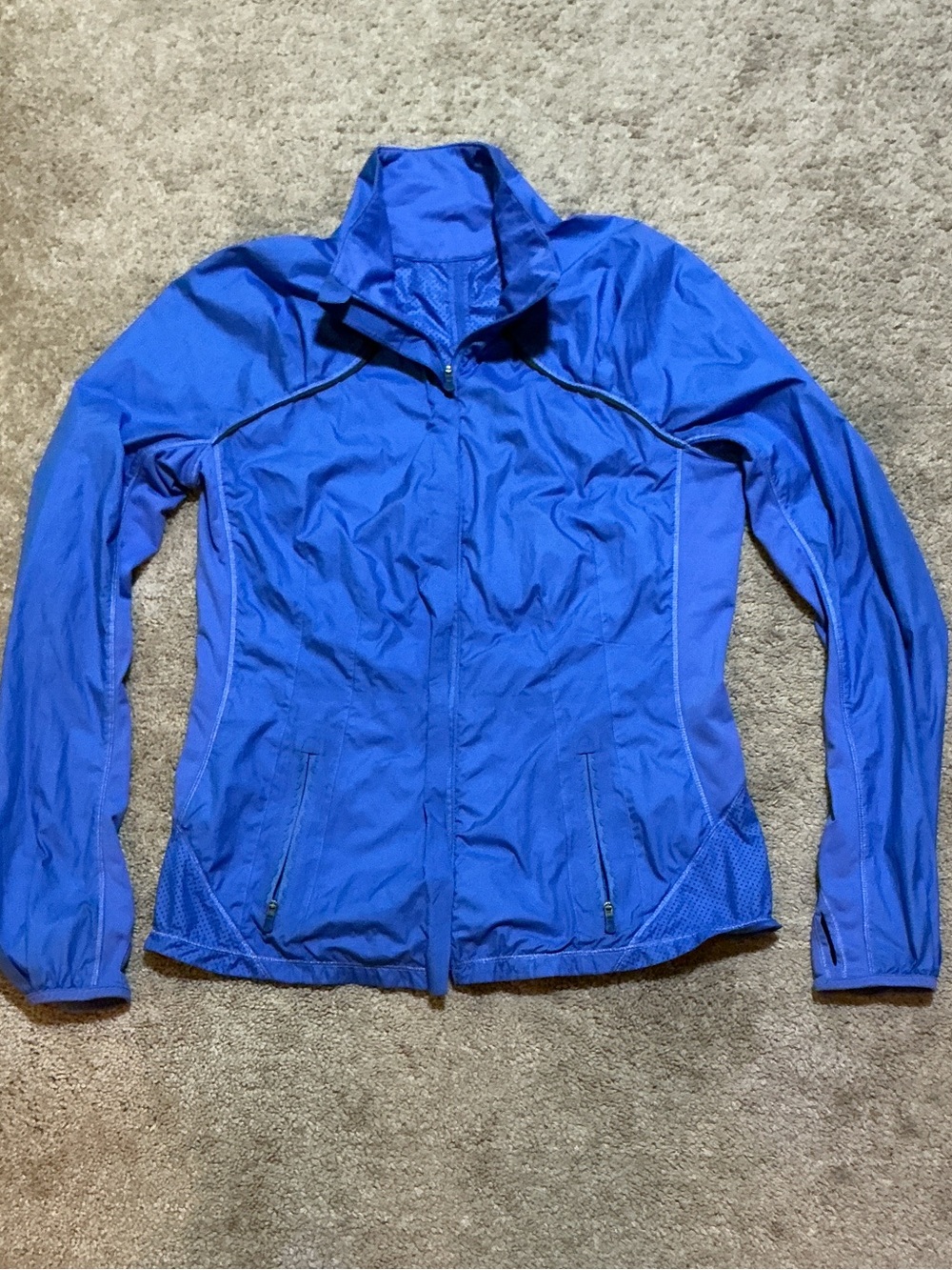 Lululemon Run: Essential Jacket